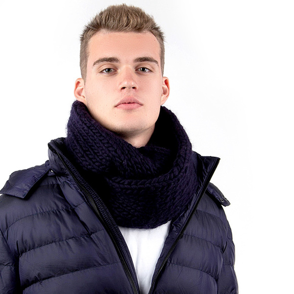 WOOL AND THE GANG BLUE FUR SCARFMENS